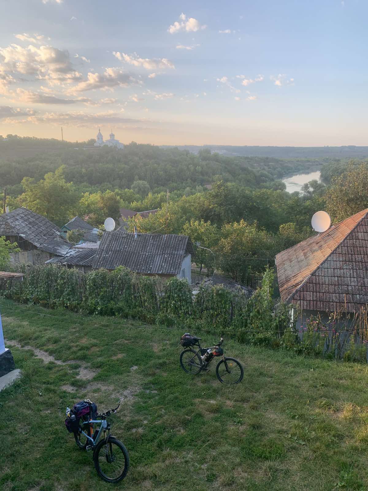 Expediție cicloturistică în nordul Moldovei [Basic] - 1